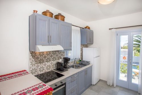 Στούντιο 5 - Σκυριανο