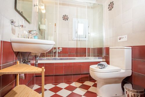 Στούντιο 5 - Σκυριανο